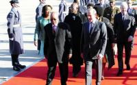South African President Jacob Zuma arrives at Heathrow Airport, London on his first state visit to the United Kingdom, 2 March 2010 (Photo: Department of International Relations and Cooperation) South African President Jacob Zuma arrives at Heathrow Airport, London on his first state visit to the United Kingdom, 2 March 2010 (Photo: Department of International Relations and Cooperation)