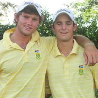 Shaun Smith and Drikus Bruyns with their green and gold shirts (Photo: George Herald) Shaun Smith and Drikus Bruyns with their green and gold shirts (Photo: George Herald)