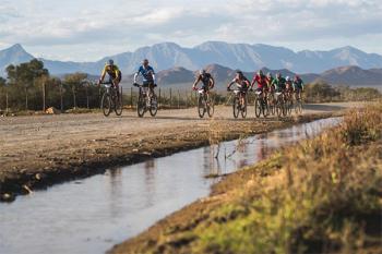 Oudtshoorn Tourism: Oudtshoorn Tourism Oudtshoorn Tourism: Oudtshoorn Tourism