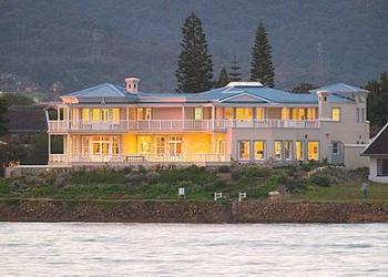 Isola Bella Guest House: Knysna Garden Route Accommodation