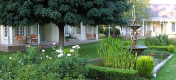 Rosenhof Country House: Accommodation Oudtshoorn