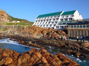 The Point Hotel & Spa: The Point Hotel & Spa The Point Hotel & Spa: The Point Hotel & Spa