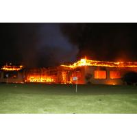 Knysna Clubhouse engulfed in flames. Images were mailed to Gardenroute.com. Photographer unknown.