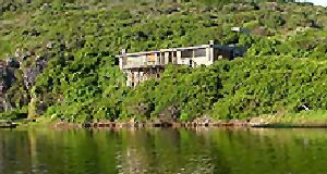 A River Shack: A River Shack Mosselbay Accommodation