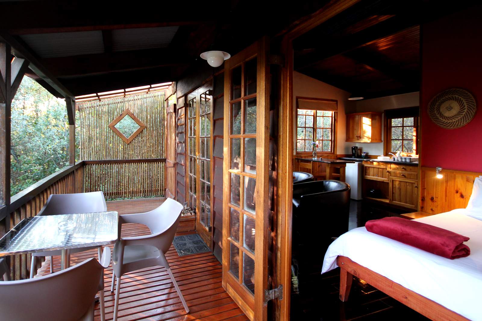 Moon Shine On Whiskey Creek Cabins Plettenberg Bay Accommodation