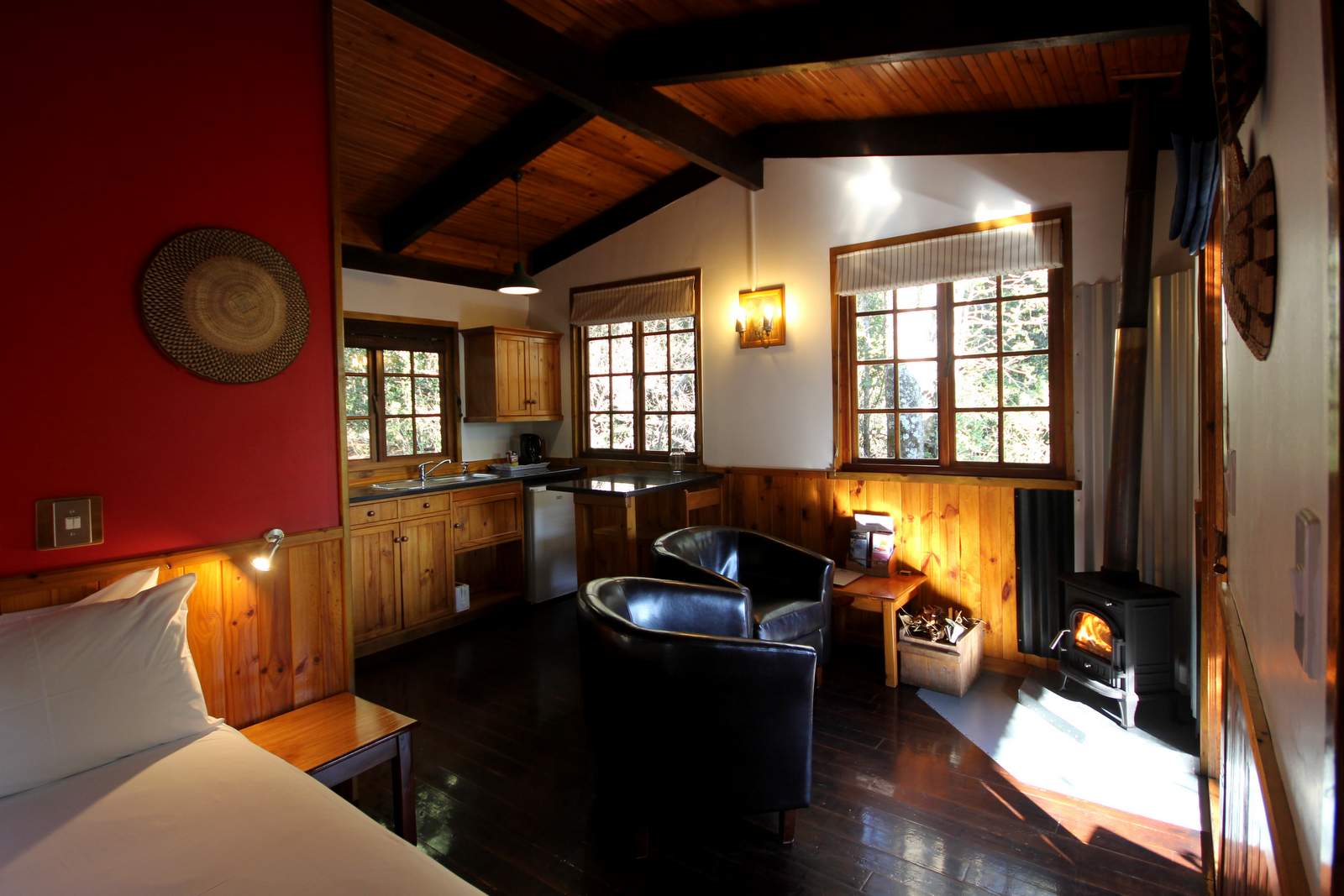 Moon Shine On Whiskey Creek Cabins Plettenberg Bay Accommodation
